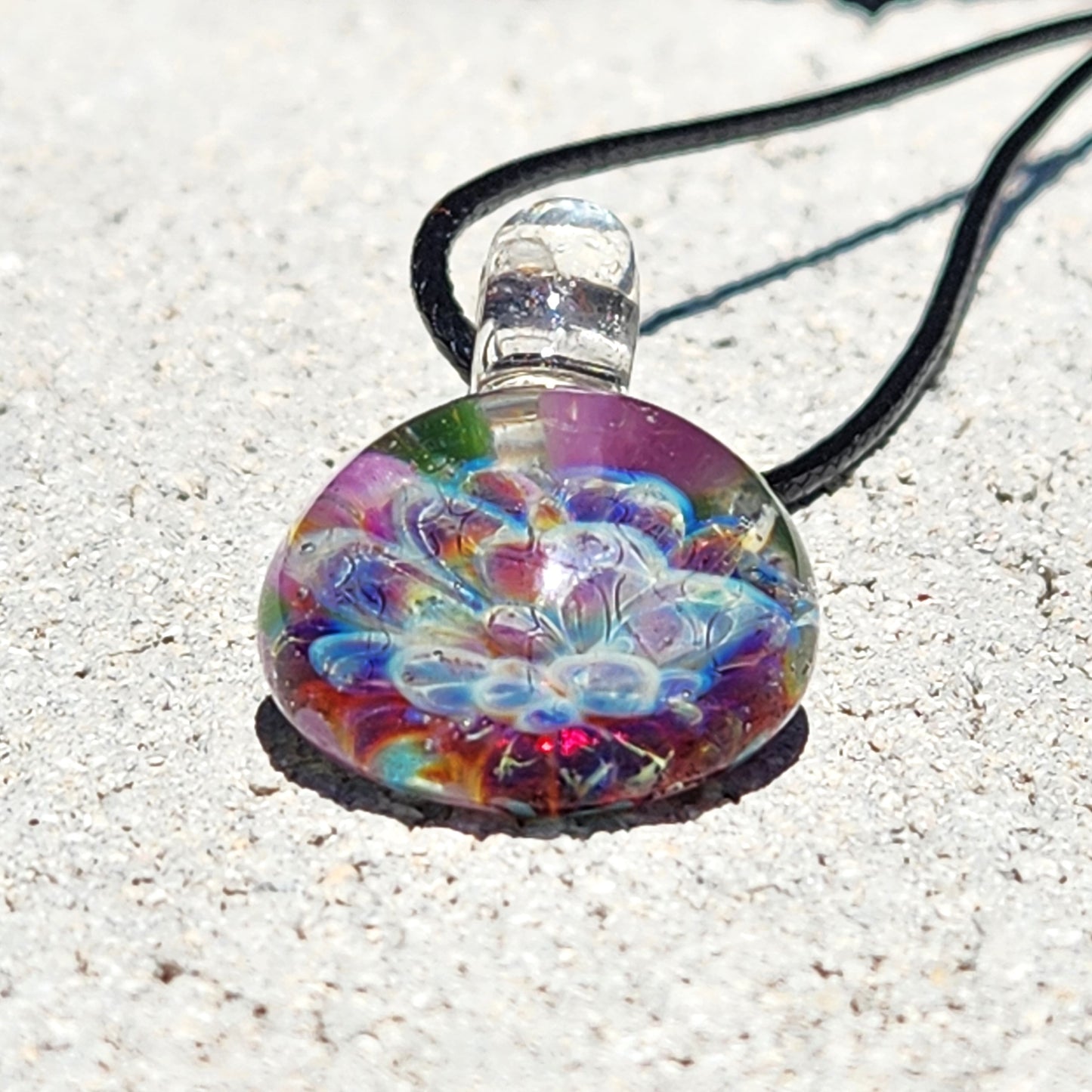 Small UV Reactive Glass Pendant