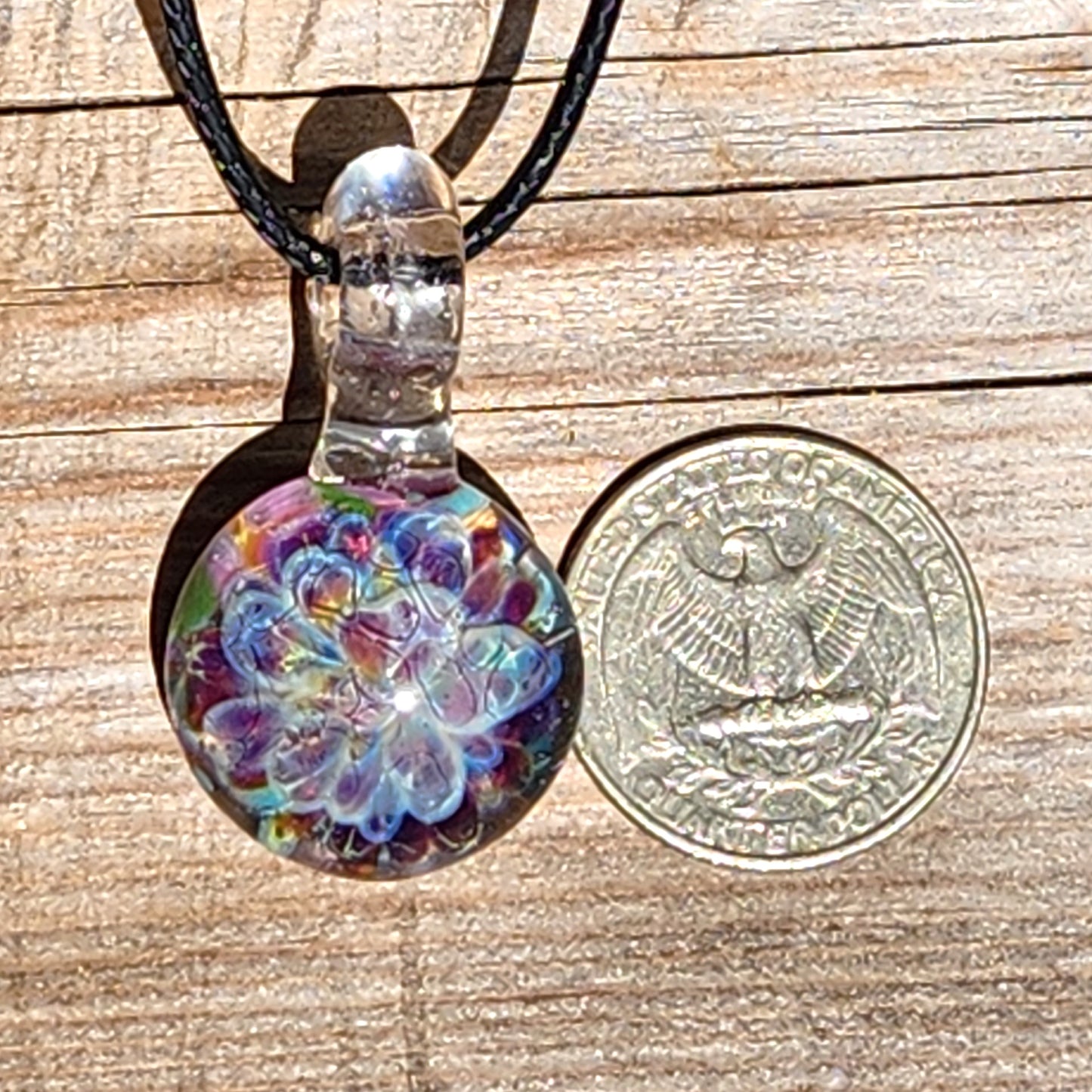Small UV Reactive Glass Pendant