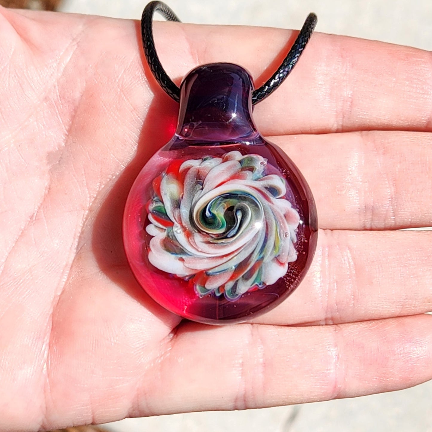 Handmade Blown Glass Pendant: Captivating Borosilicate Art