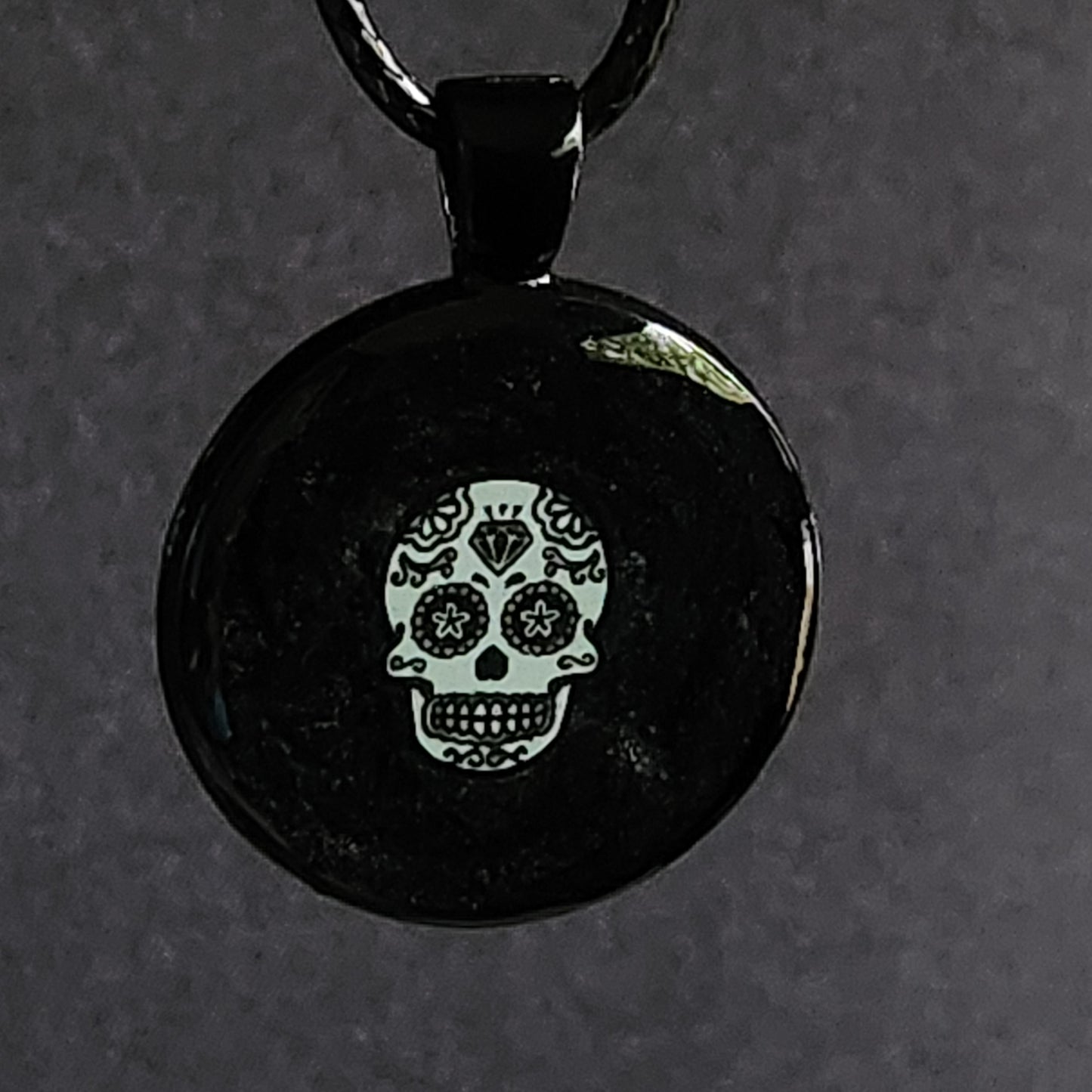 Handmade Resin Glow-in-the-Dark Skull Pendant Necklace DragonFireGlass