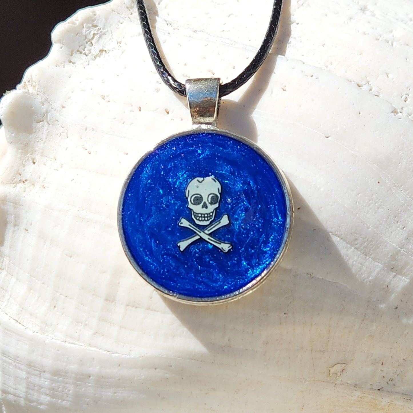 Handmade Resin Glow-in-the-Dark Skull Pendant Necklace DragonFireGlass