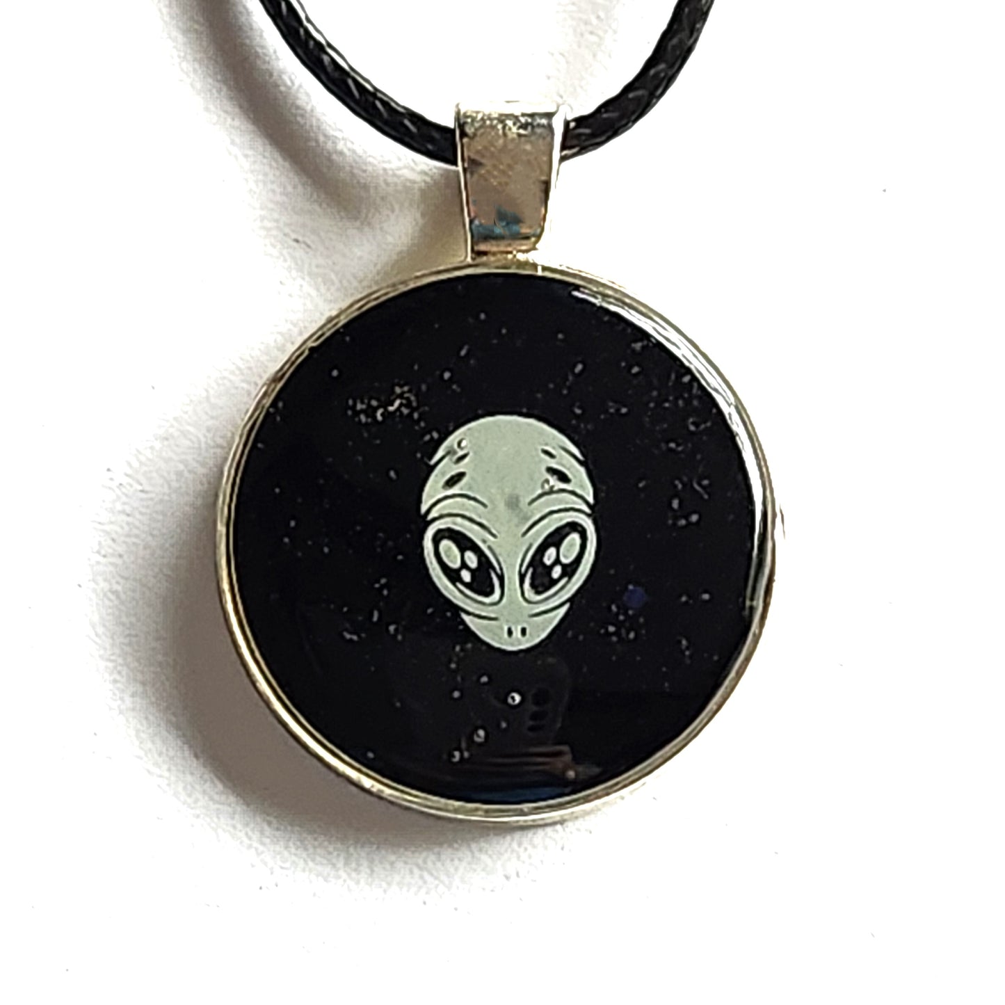 Handmade Resin Glow-in-the-Dark Skull Pendant Necklace DragonFireGlass