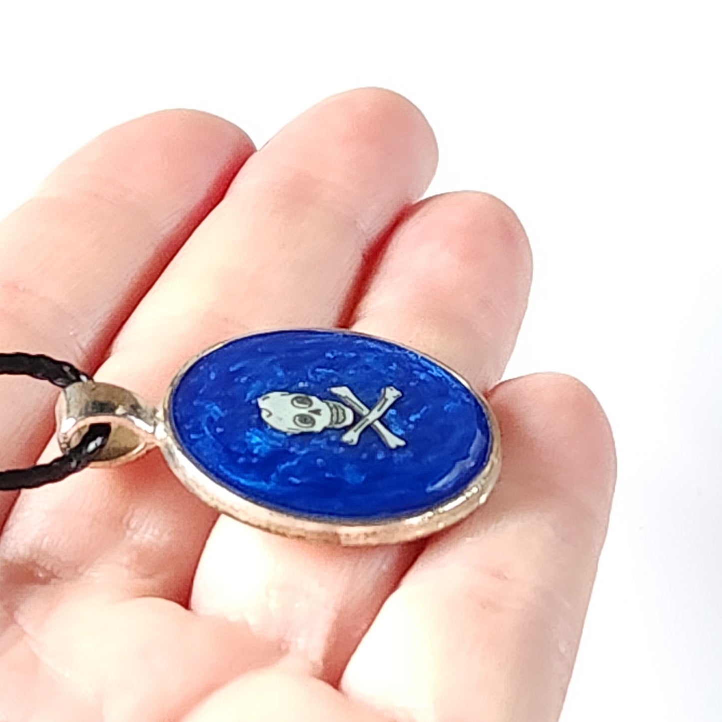 Handmade Resin Glow-in-the-Dark Skull Pendant Necklace DragonFireGlass
