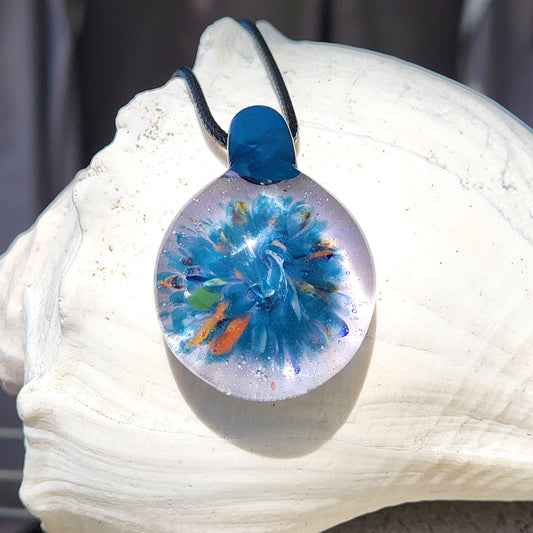 Handcrafted Blown Glass Pendants: Dazzling Borosilicate Creations