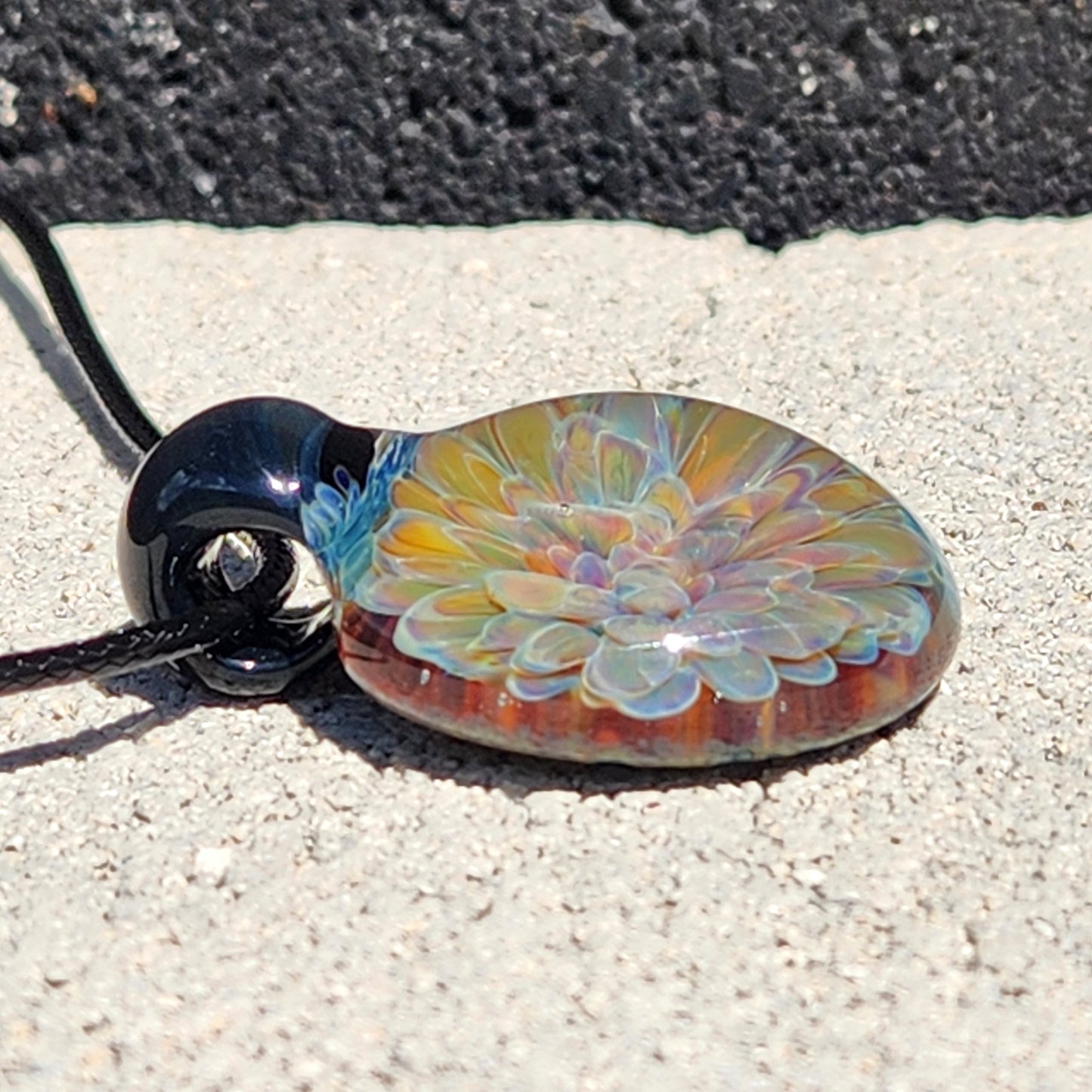 Handmade Blown Glass Pendant: Captivating Borosilicate Art