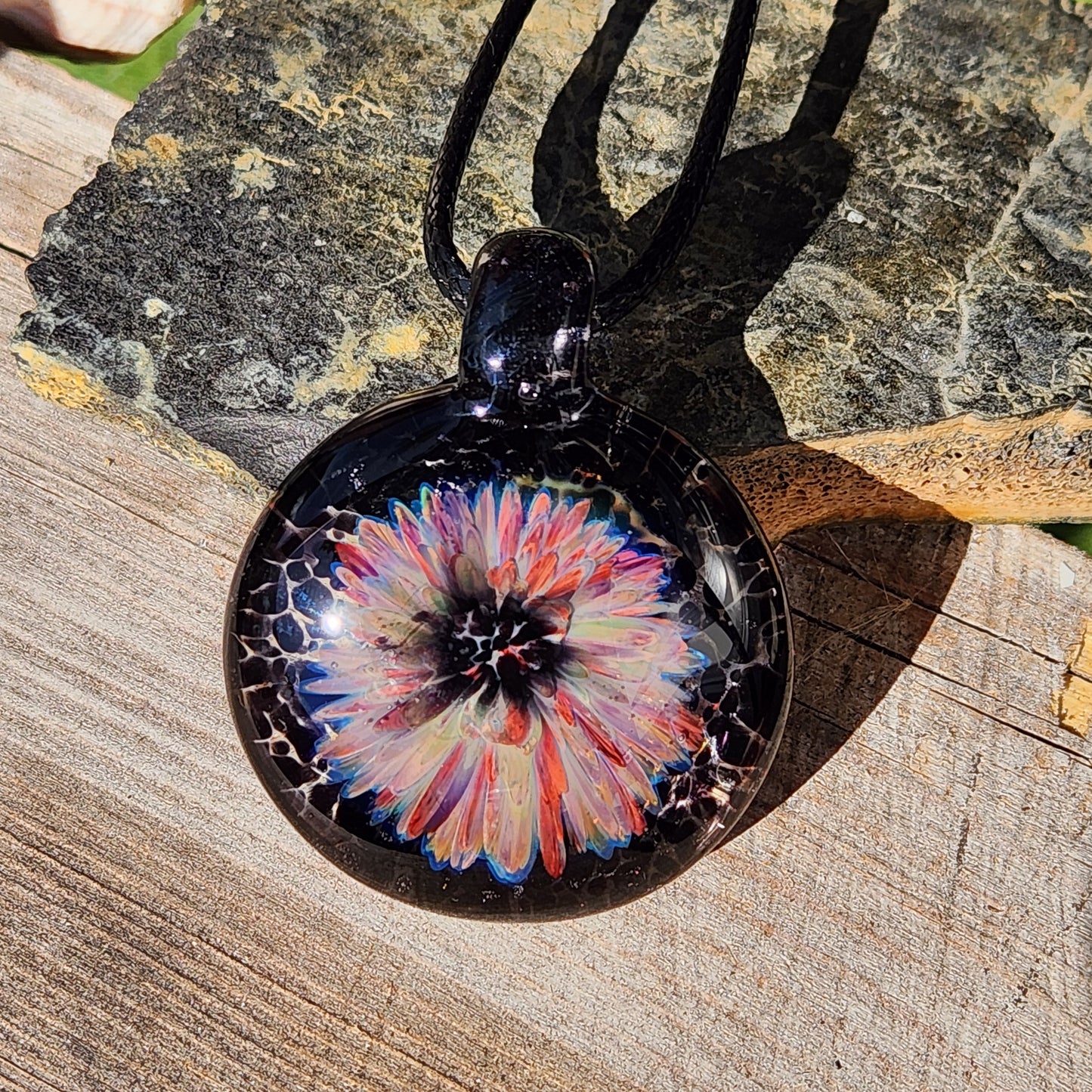 Handmade Blown Glass Pendant: Captivating Borosilicate Jewelry Designs