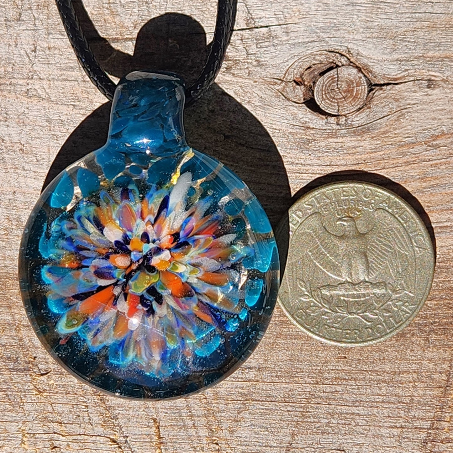 Handmade Blown Glass Pendant: Captivating Borosilicate Art