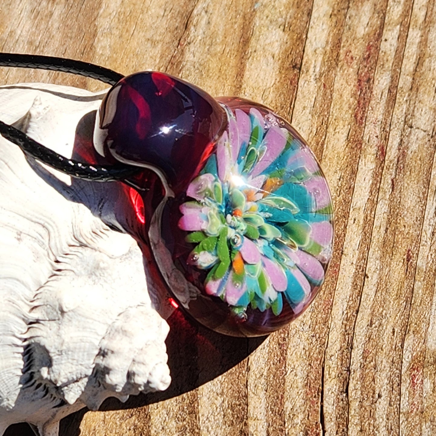 Heady Glass Pendant with Purple Wine