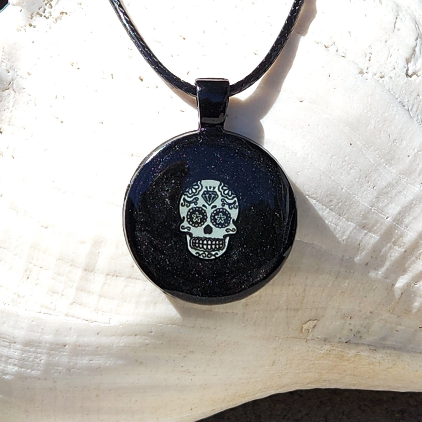 Handmade Resin Glow-in-the-Dark Skull Pendant Necklace DragonFireGlass