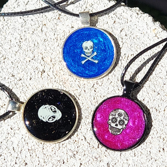 Handmade Resin Glow-in-the-Dark Skull Pendant Necklace DragonFireGlass