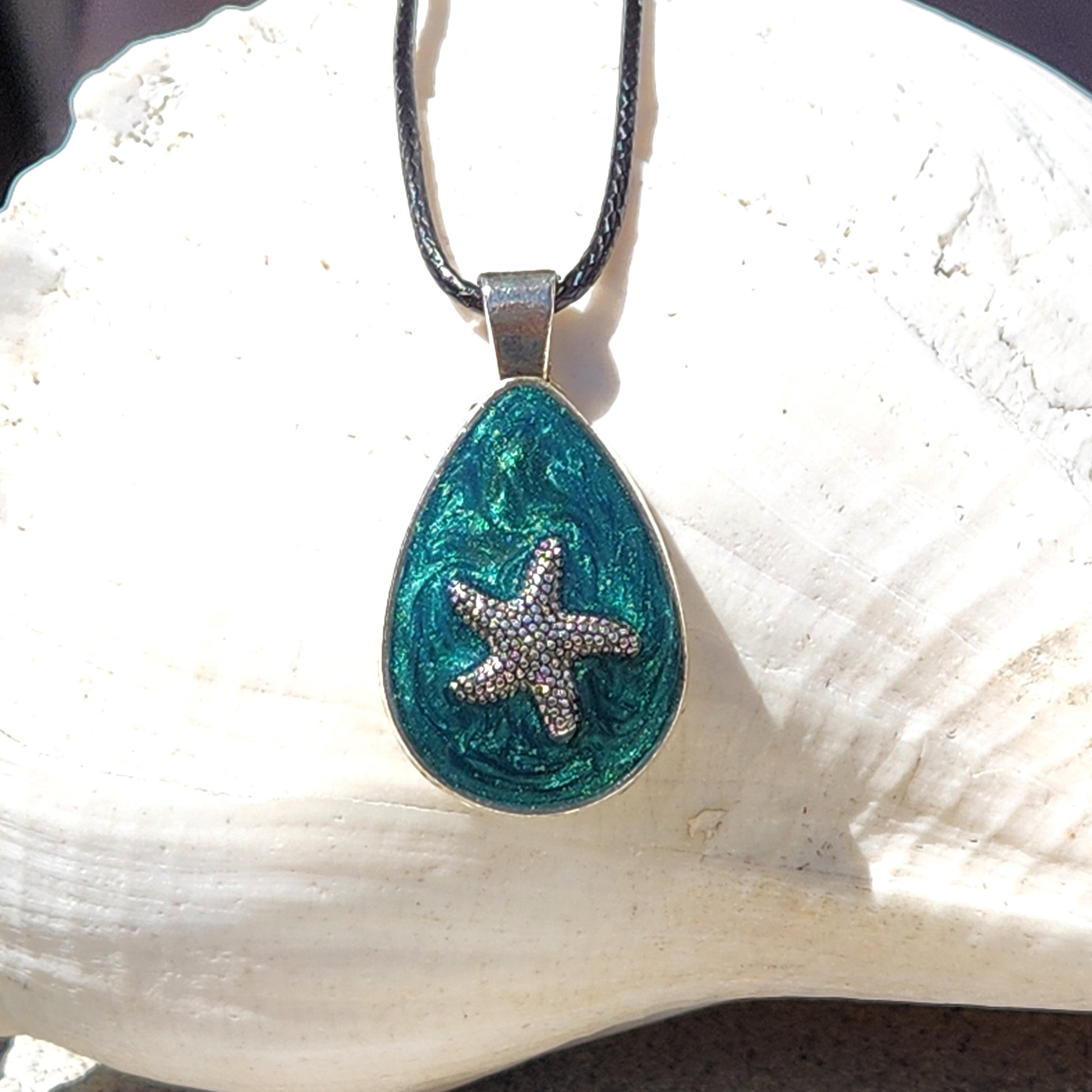 Ocean Charm Resin Pendant with Starfish DragonFireGlass